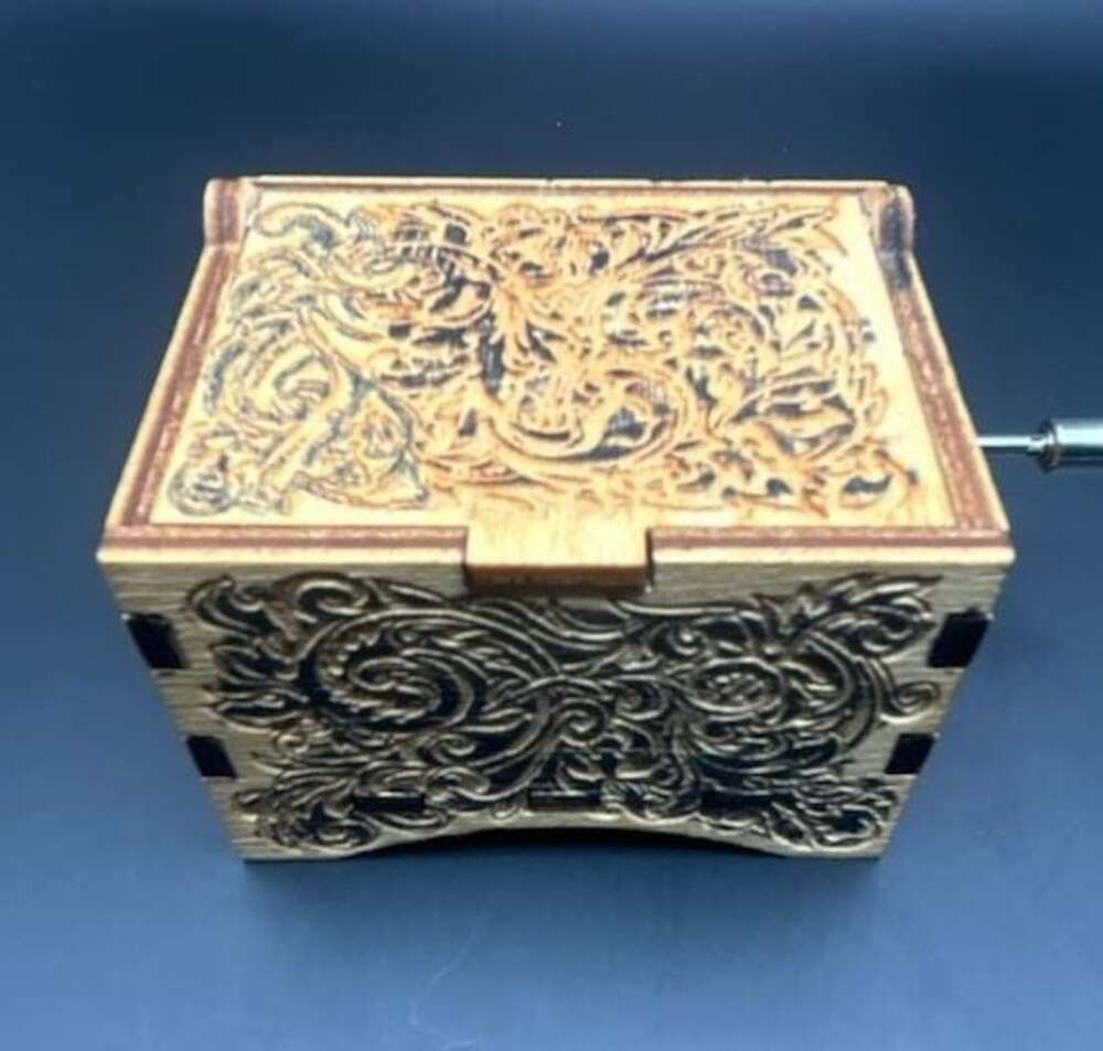 The Laser's Edge Damask Pattern Wooden Hand Crank Music Box, Hedwig's Theme